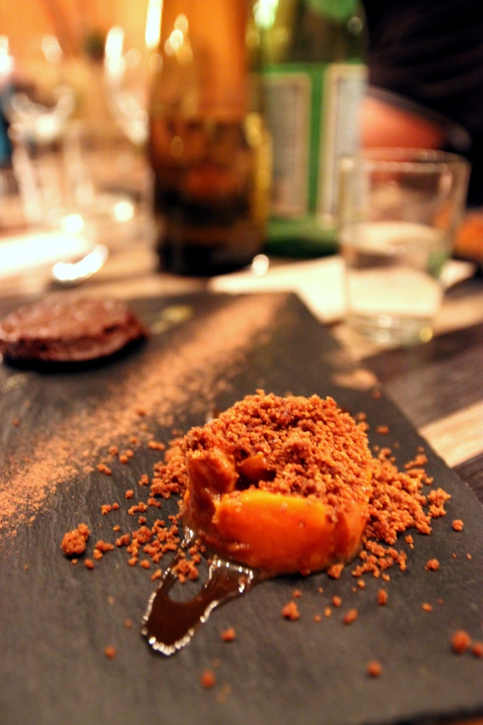 Crumble abricots et moelleux chocolat Valrhona 80% Artiste et le Cuisinier